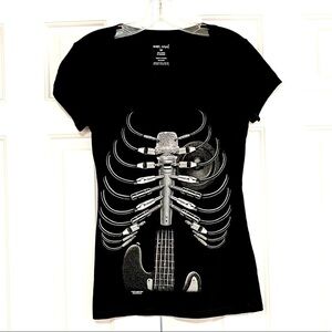 "Nothing But Skulls" Liquid Blue guitar skeleton v-neck black t-shirt. Small